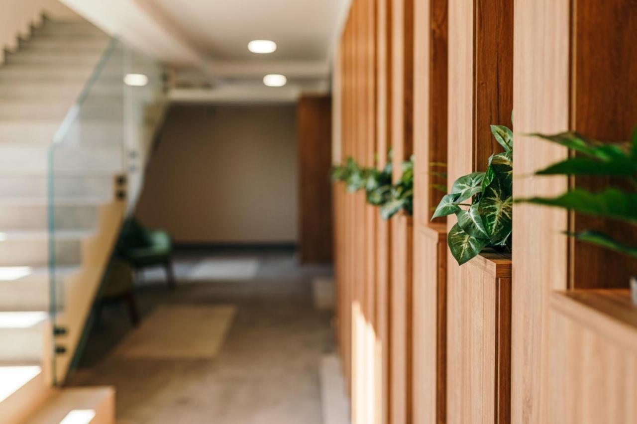 Hotel Rk Ghimbav Екстериор снимка